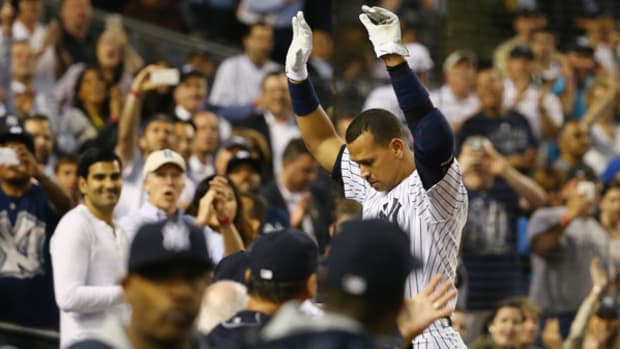 A-Rod Passes Willie Mays on All-Time Home Run List